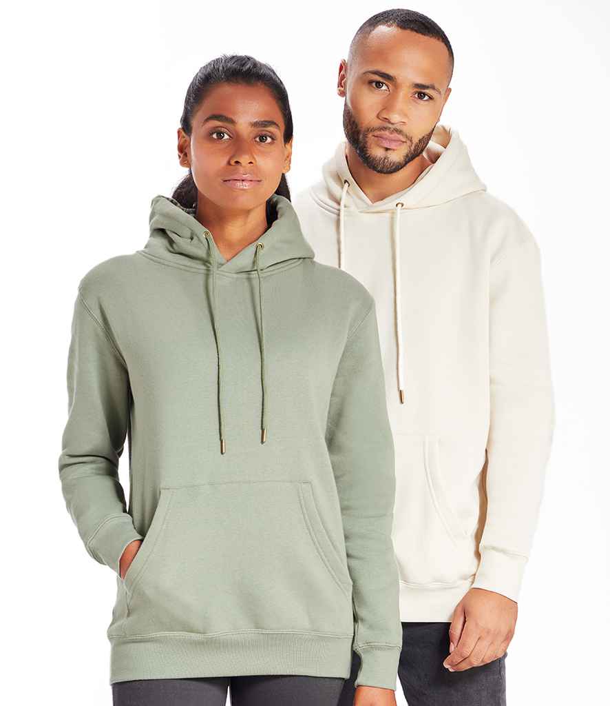 M04 Mantis Unisex Essential Hoodie